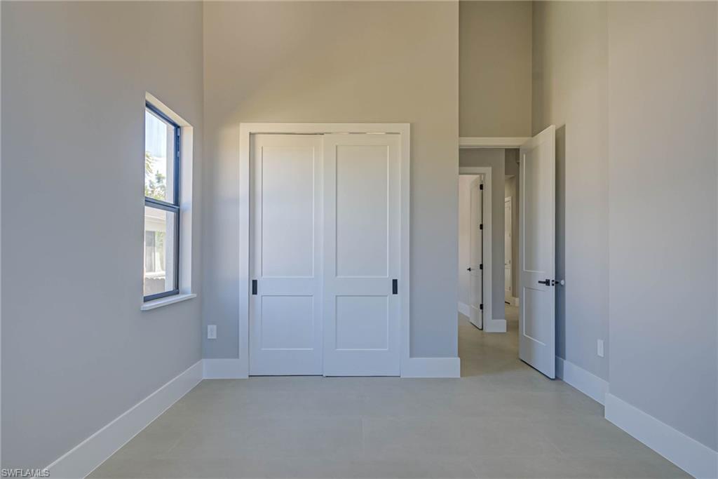 3238 Andrews Ave Property Photo 25