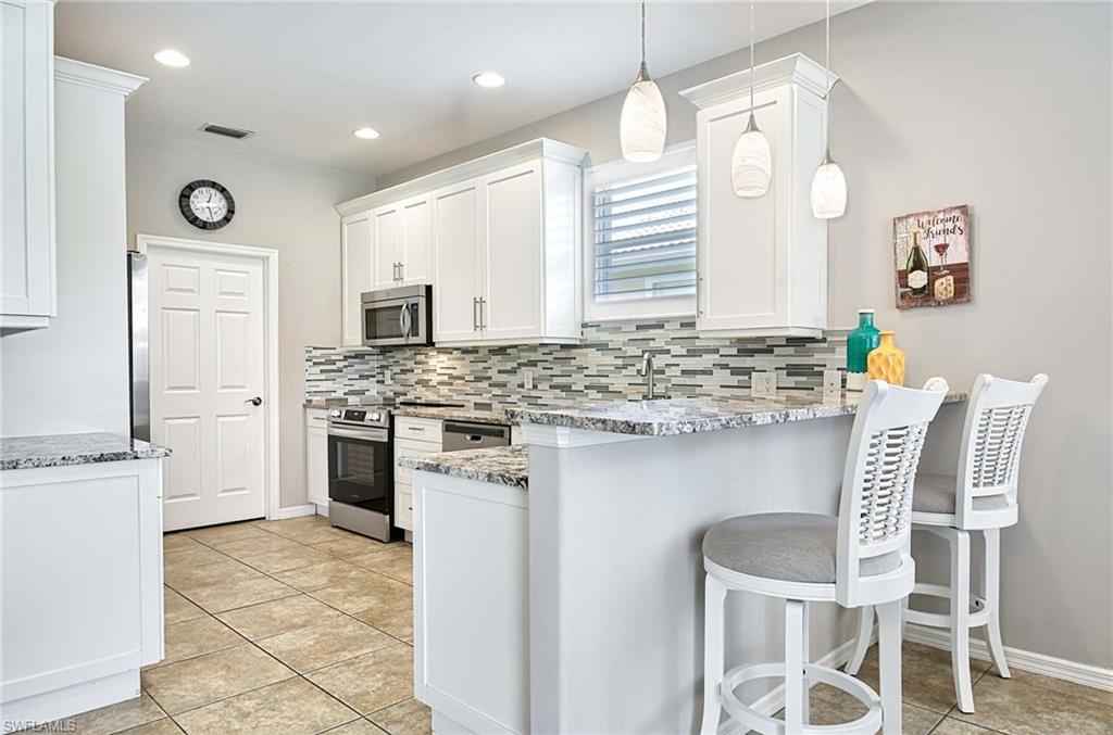 5572 Lago Villaggio Way Property Photo 11