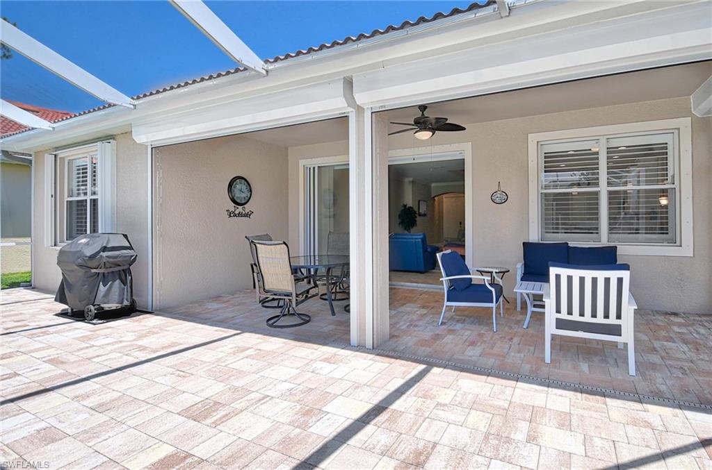 5572 Lago Villaggio Way Property Photo 23