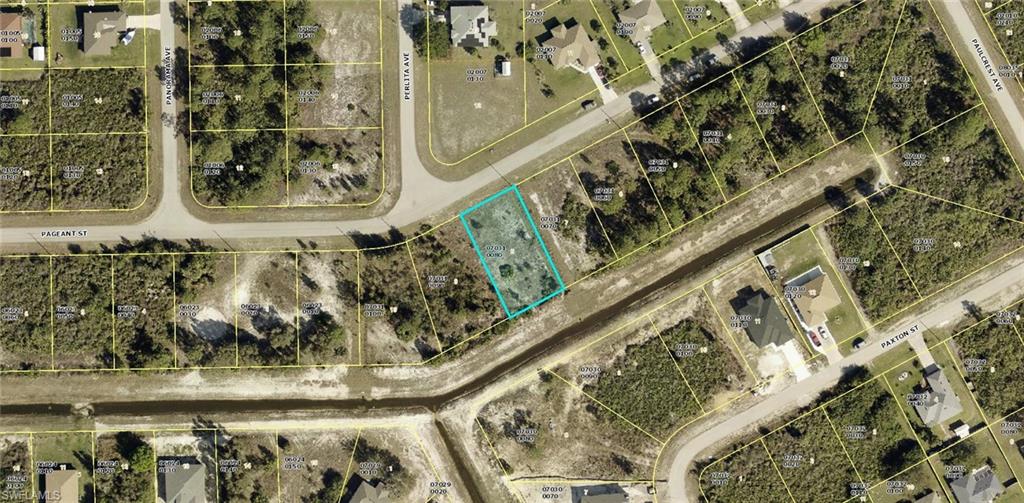 136 Pageant St Property Photo 1