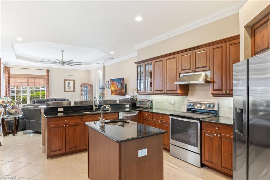 5683 Whispering Willow Way Property Photo 11