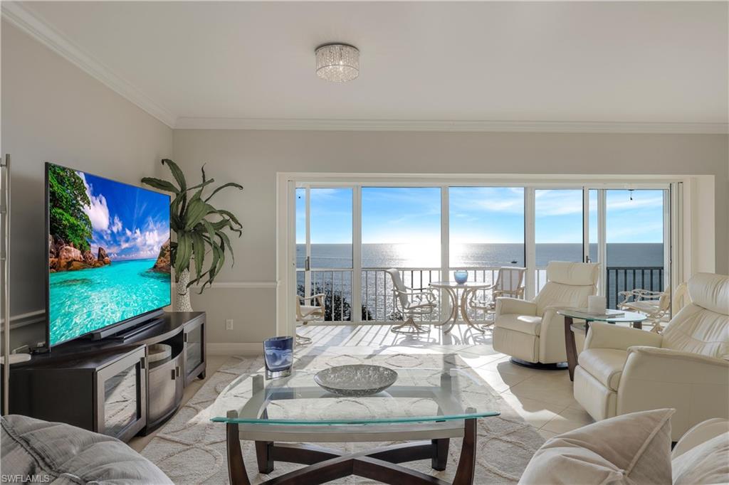 3401 Gulf Shore Blvd N # 605 Property Photo 3