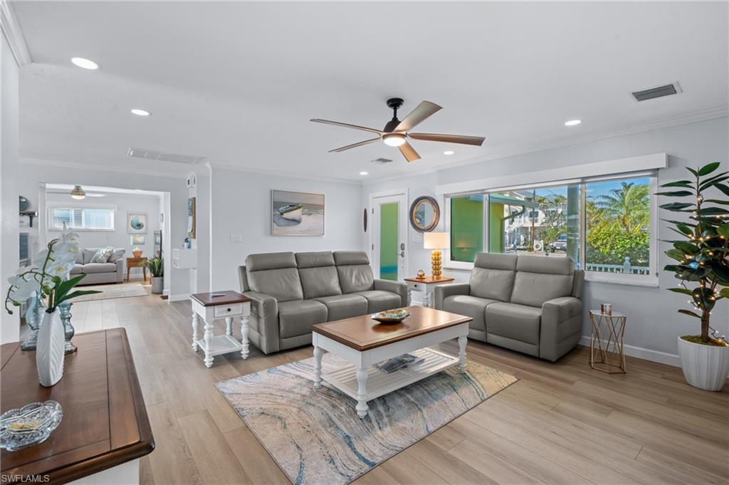 3607 Rita Ln Property Photo 15