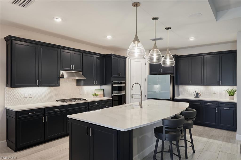 16257 Laurel Oak Ln Property Photo 8