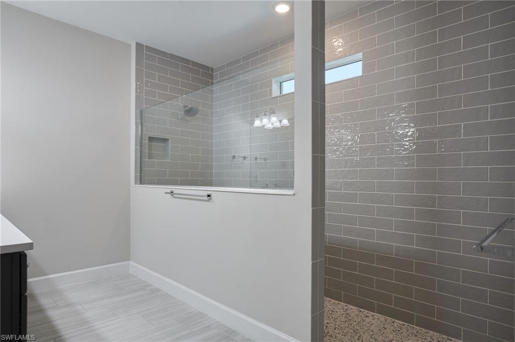 16257 Laurel Oak Ln Property Photo 18