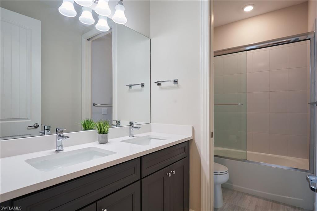 16257 Laurel Oak Ln Property Photo 23