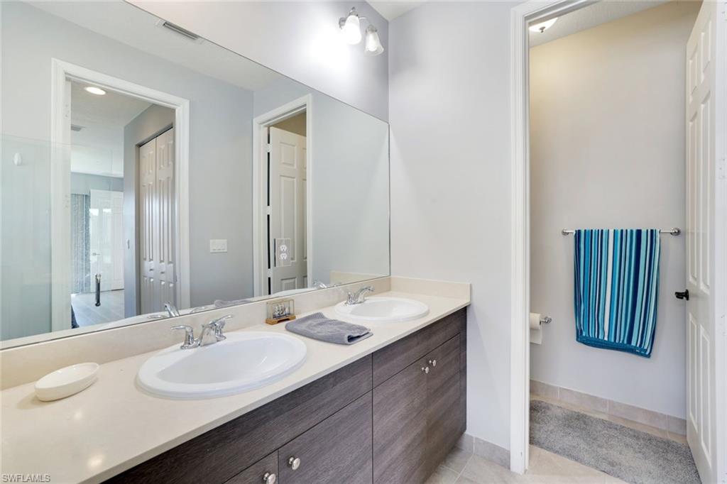 8992 Madrid Cir Property Photo 13