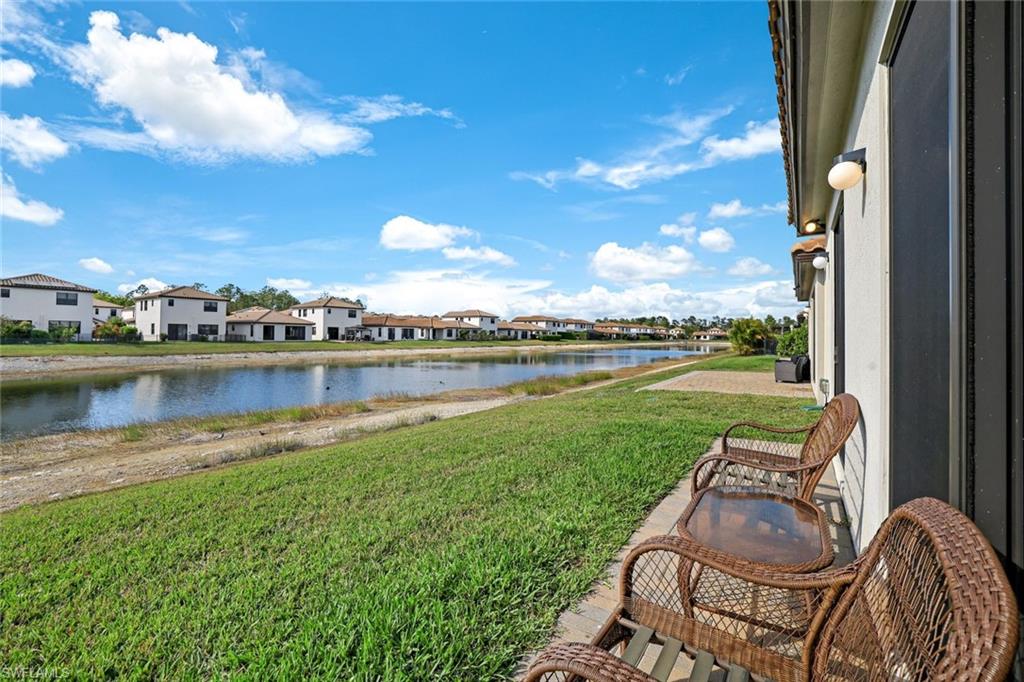 8992 Madrid Cir Property Photo 16