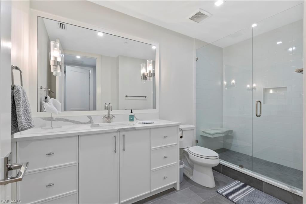 1820 Gulf Shore Blvd N # 303 Property Photo 21