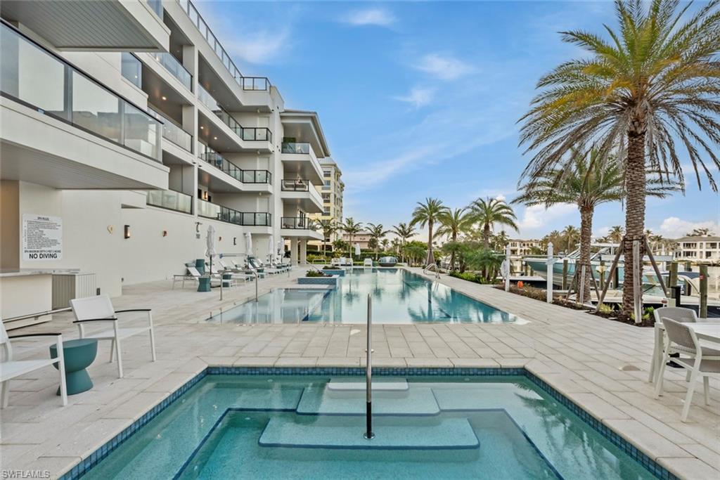 1820 Gulf Shore Blvd N # 303 Property Photo 30