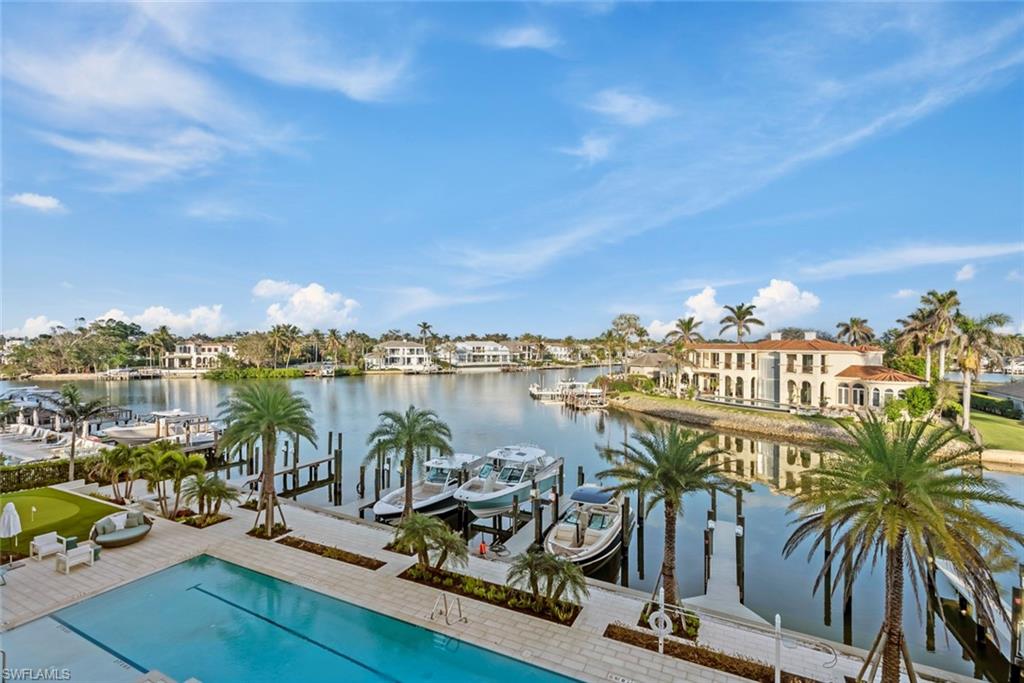 1820 Gulf Shore Blvd N # 303 Property Photo 33