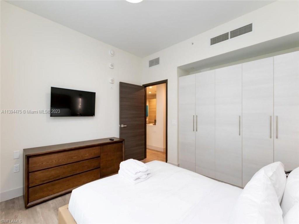 777 N Ocean Dr # S302 Property Photo 25