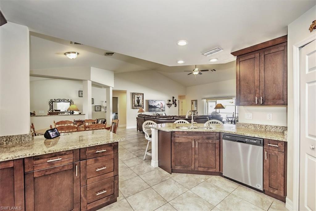 14071 Cerrito St Property Photo 12