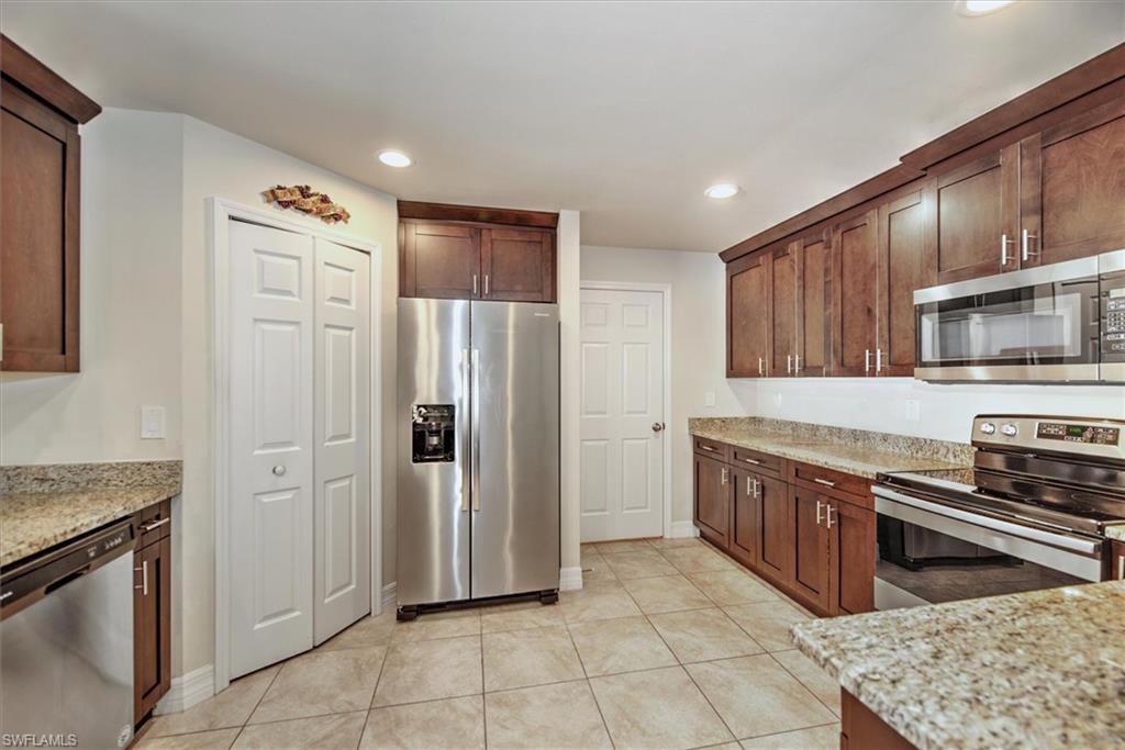 14071 Cerrito St Property Photo 14