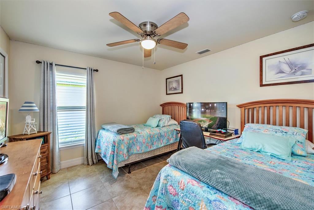 14071 Cerrito St Property Photo 24