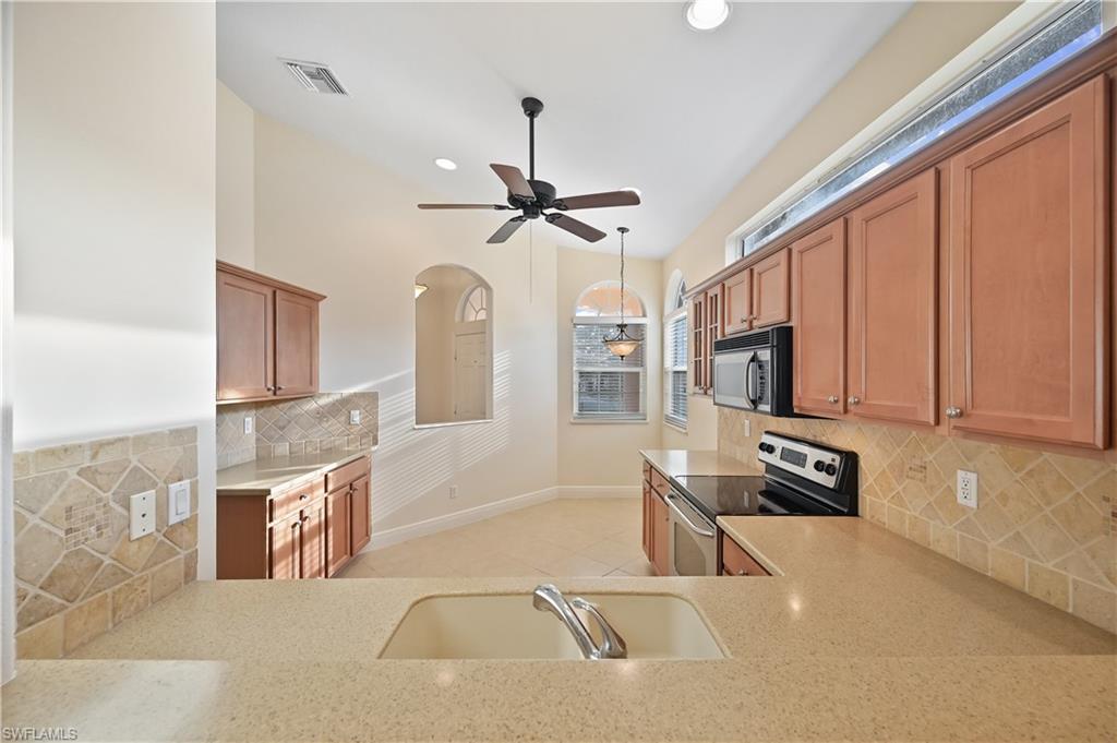 15318 Cortona Way Property Photo 9