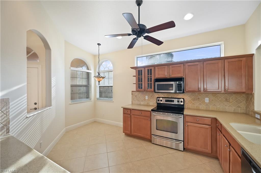 15318 Cortona Way Property Photo 10