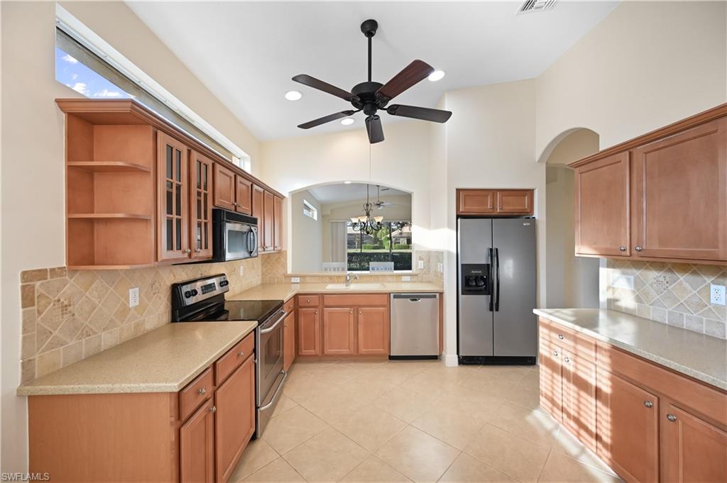 15318 Cortona Way Property Photo 11