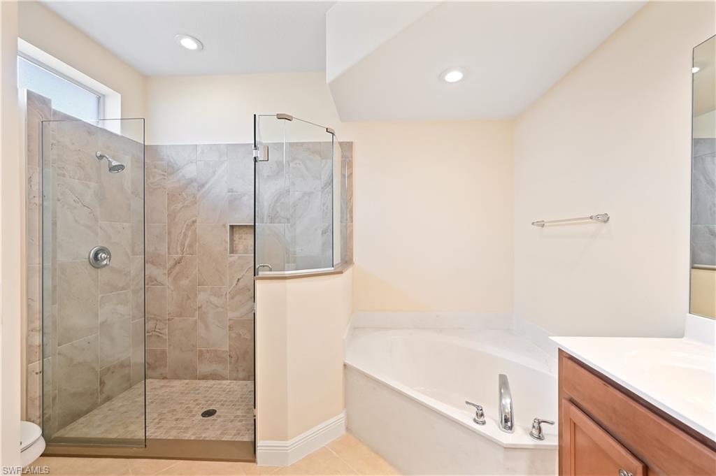 15318 Cortona Way Property Photo 26