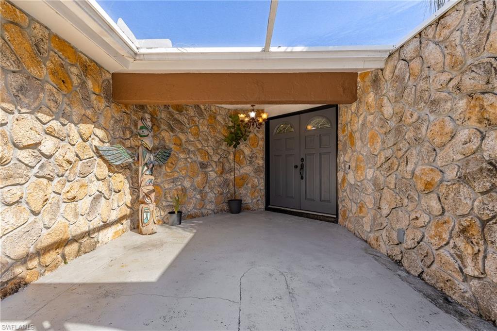 22031 Edwards Dr Property Photo 5
