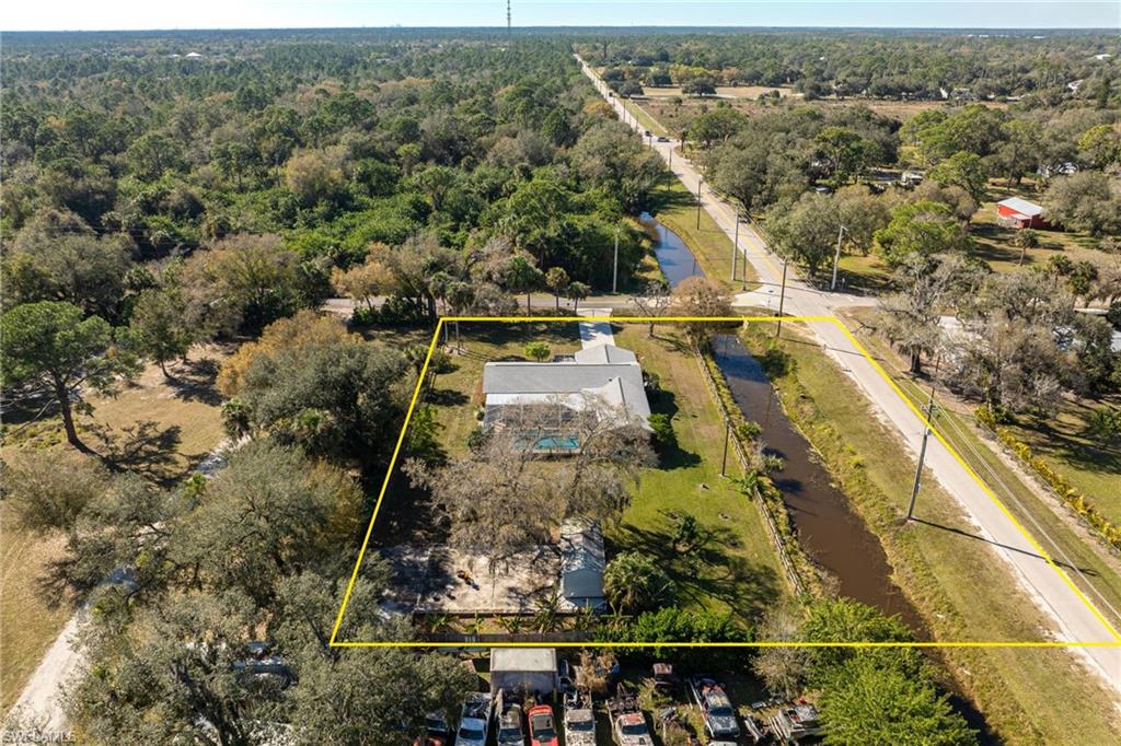 22031 Edwards Dr Property Photo 43