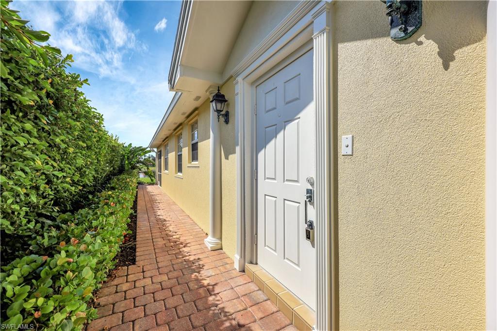 4255 Redonda Ln Property Photo 4