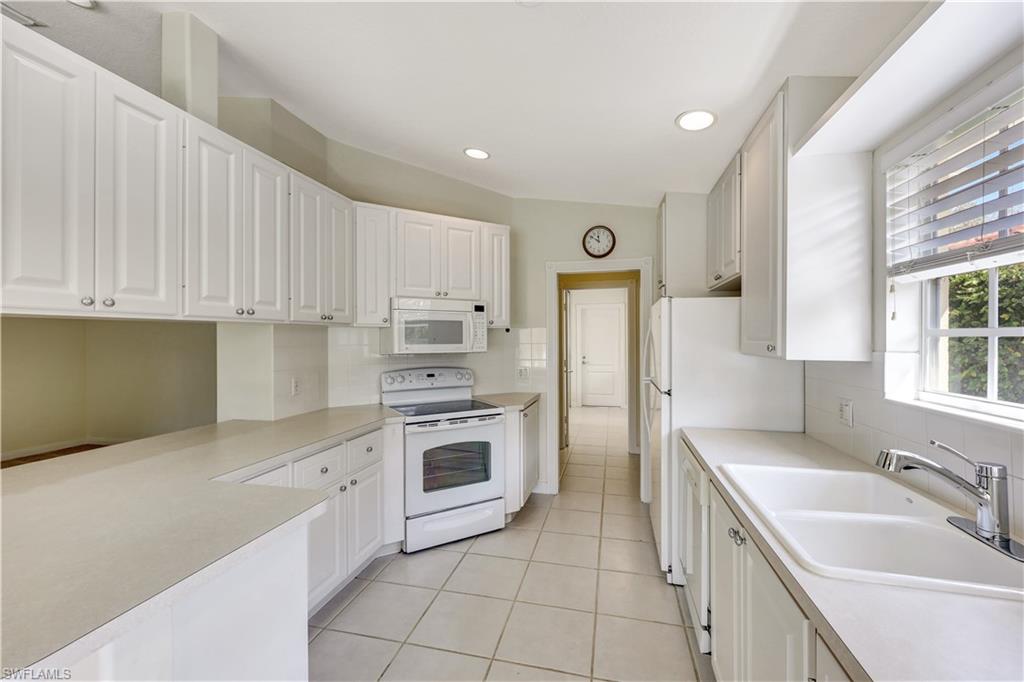 4255 Redonda Ln Property Photo 7