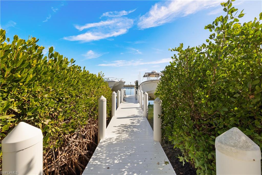 15899 Captiva Dr Property Photo 35