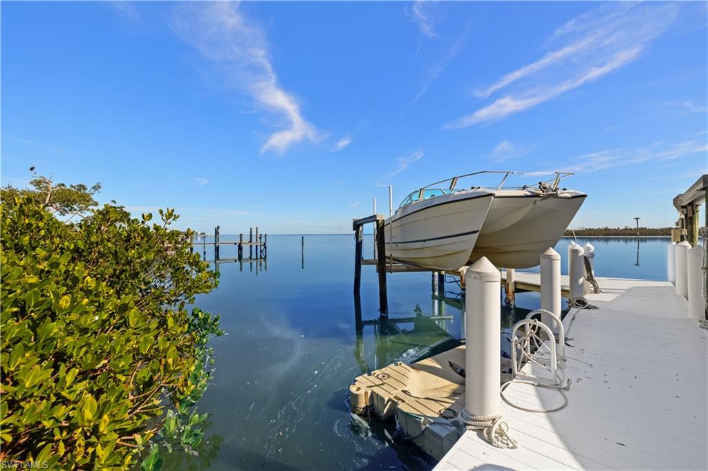 15899 Captiva Dr Property Photo 36