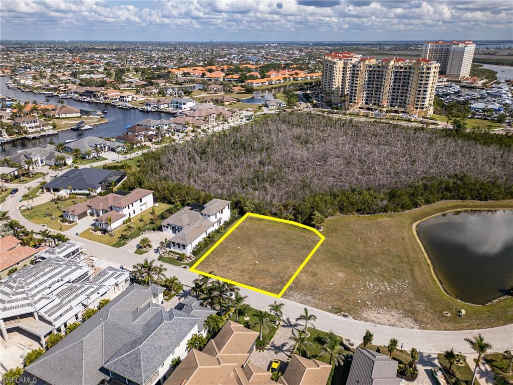 6095 Tarpon Estates Blvd Property Photo 2