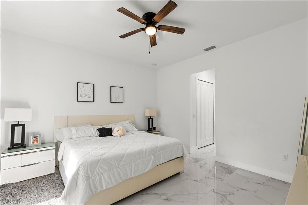 1022 Bagget St E Property Photo 22