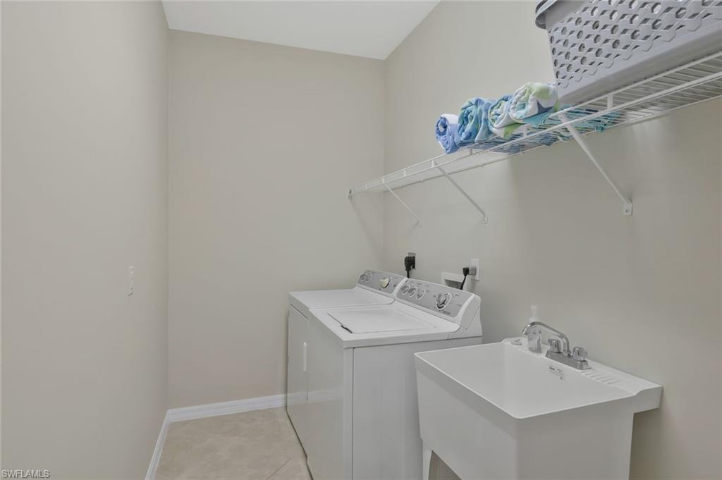 2530 Ashbury Cir Property Photo 26