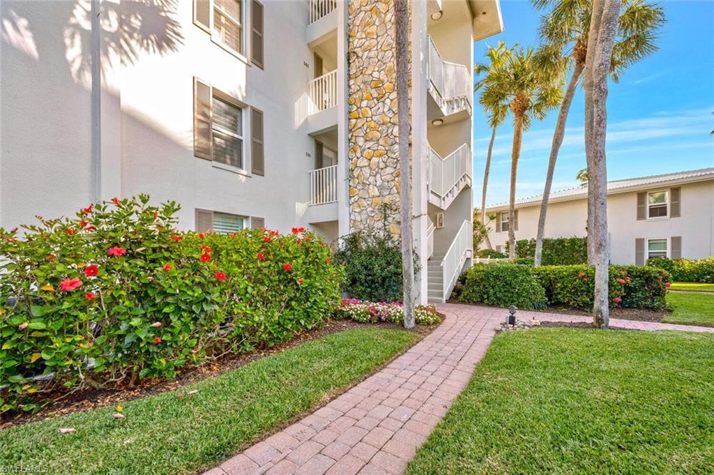2800 Gulf Shore Blvd N # 303 Property Photo 32