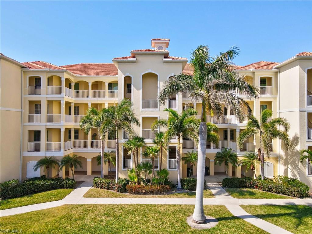20021 Sanibel View Cir # 105 Property Photo 2