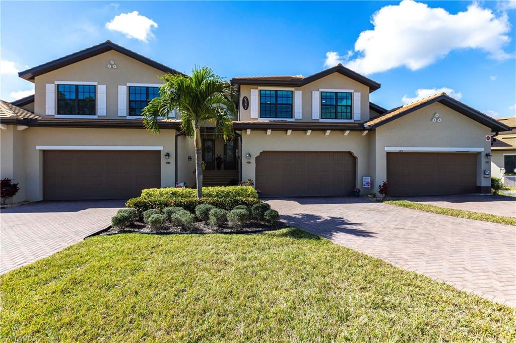 2351 Montserrat LN # 202 Property Photo 1