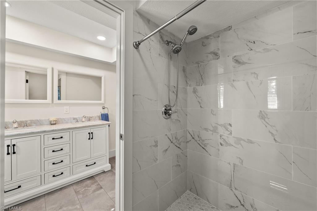 404 Sw 53rd Ter Property Photo 23