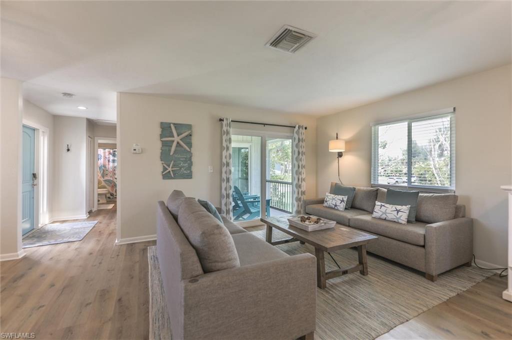 1684 Bunting Ln Property Photo 17