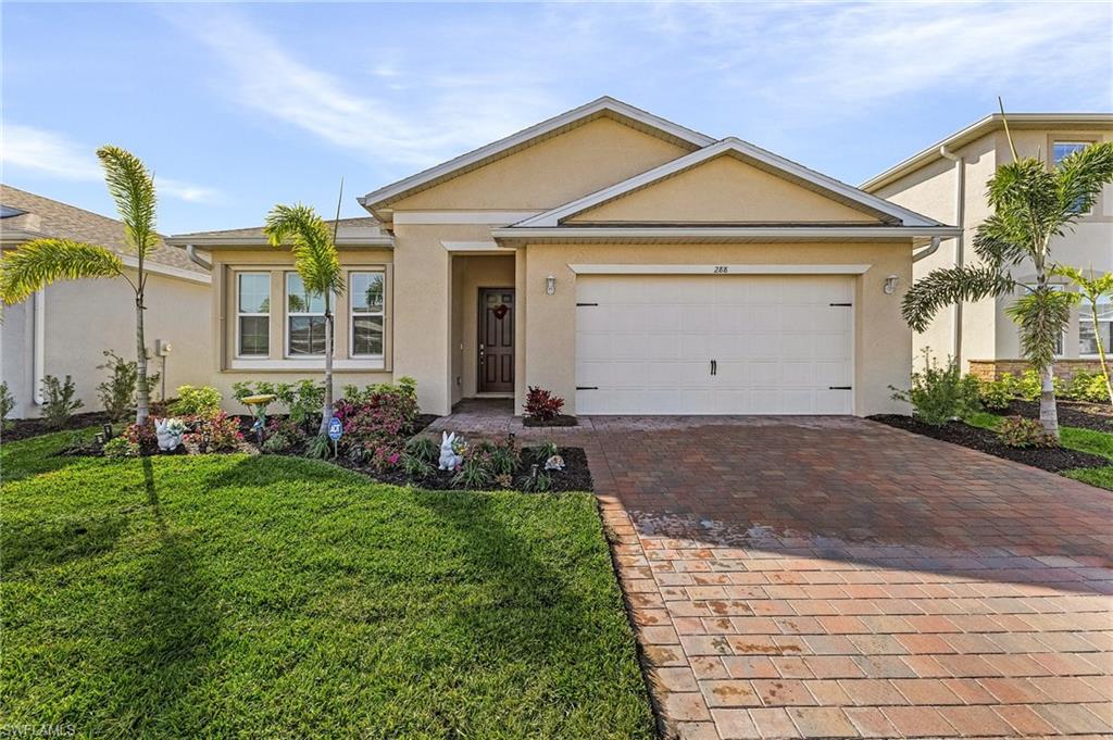 288 Spring Hill Lake Loop Property Photo 1