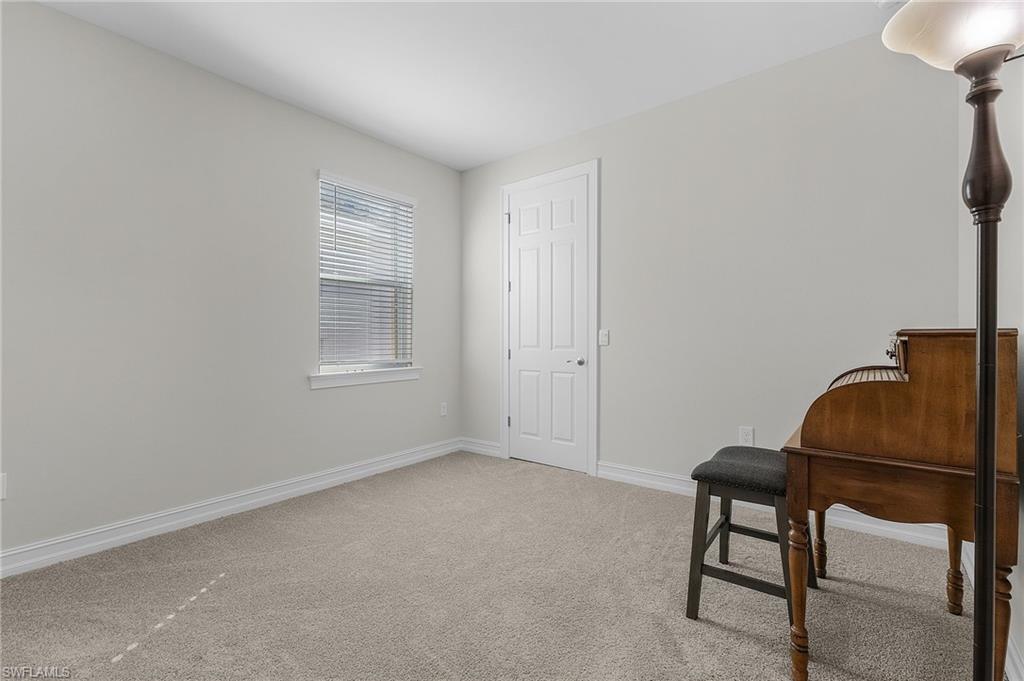 288 Spring Hill Lake Loop Property Photo 8