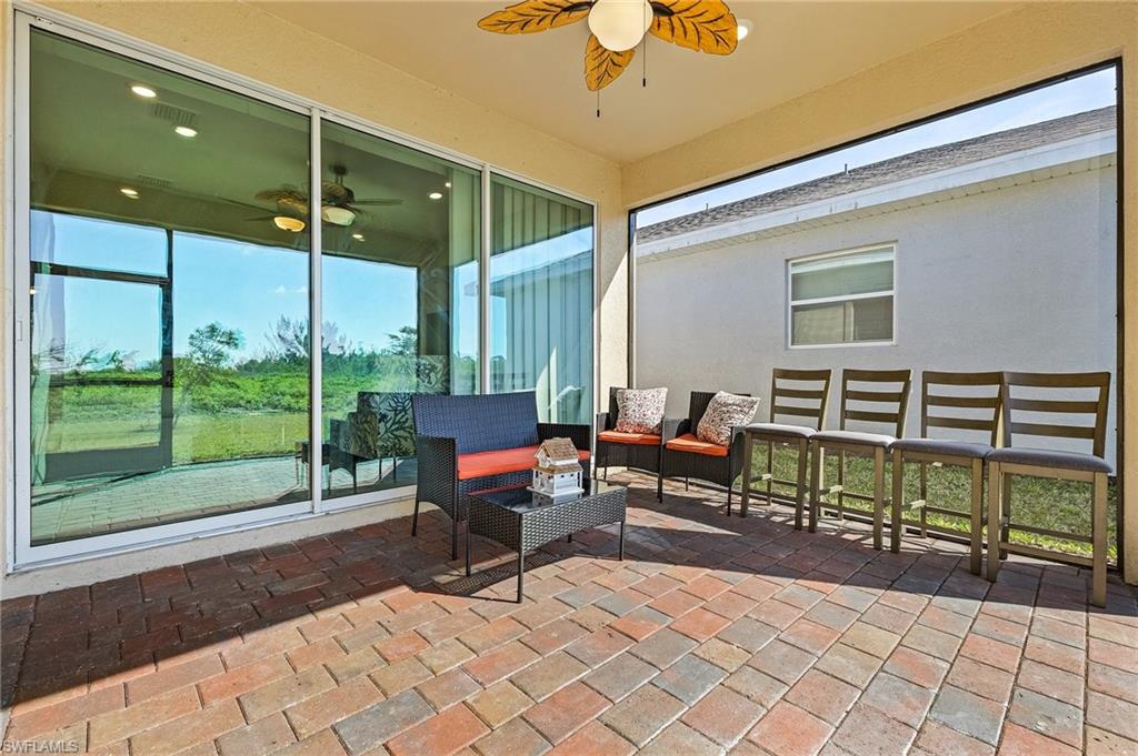 288 Spring Hill Lake Loop Property Photo 24