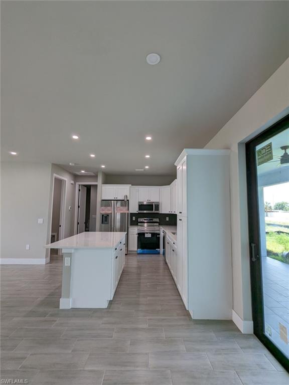 25284 Alicante Dr Property Photo 7