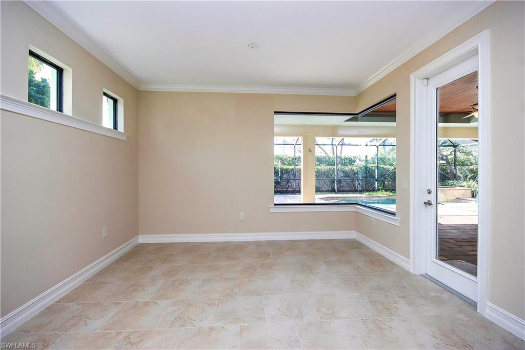 15979 Tropical Breeze Dr Property Photo 8
