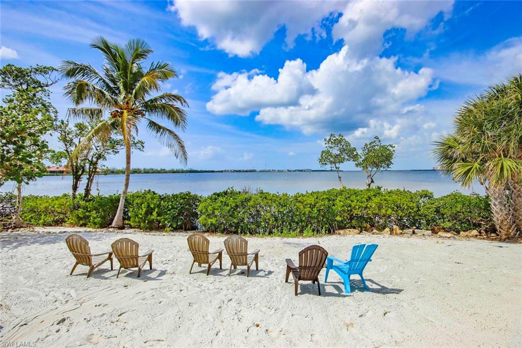 15979 Tropical Breeze Dr Property Photo 41