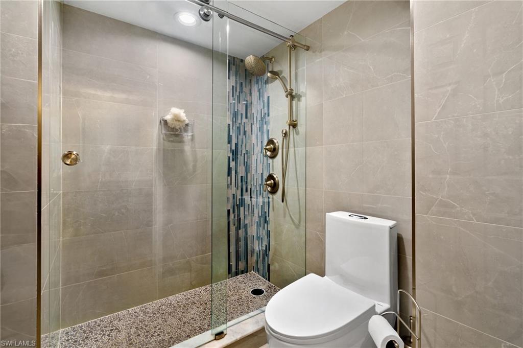 10475 Gulf Shore Dr # 112 Property Photo 14