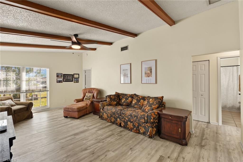935 Hearty St Property Photo 7