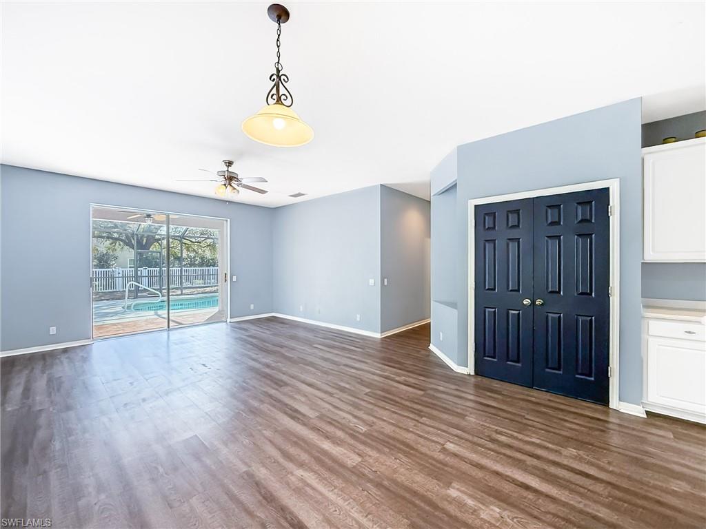 8970 Falcon Pointe Loop Property Photo 9