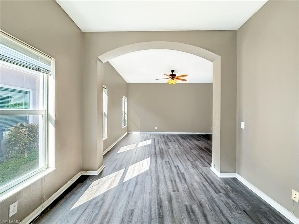 8970 Falcon Pointe Loop Property Photo 16