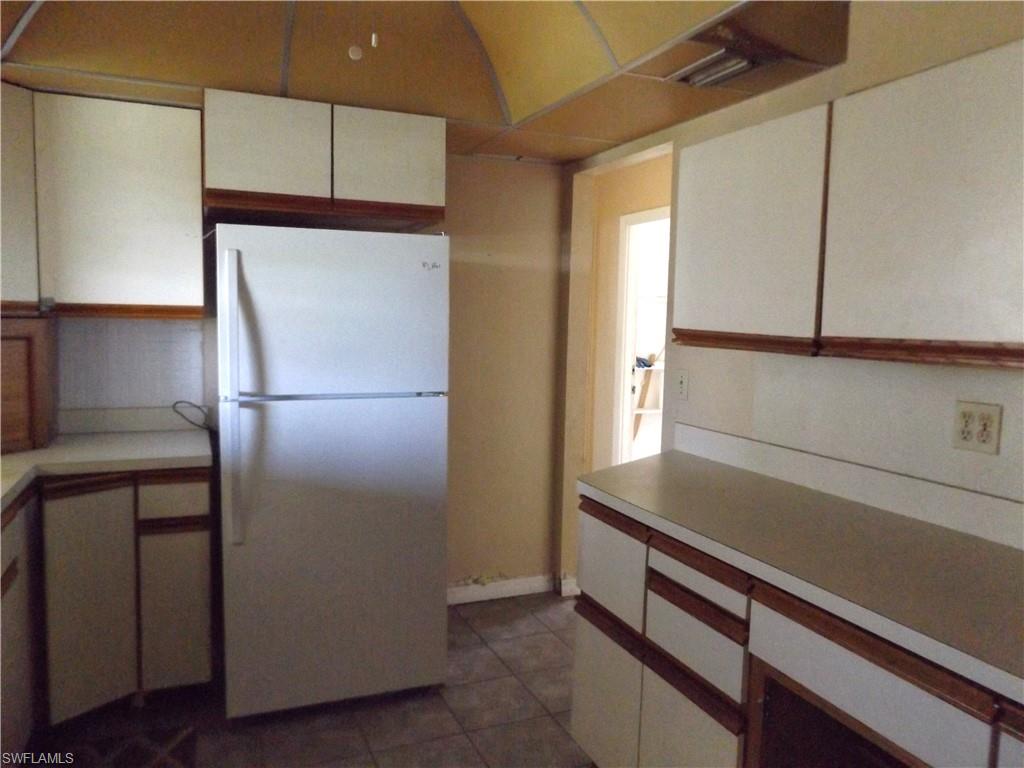 14 Richmond Ave N Property Photo 7
