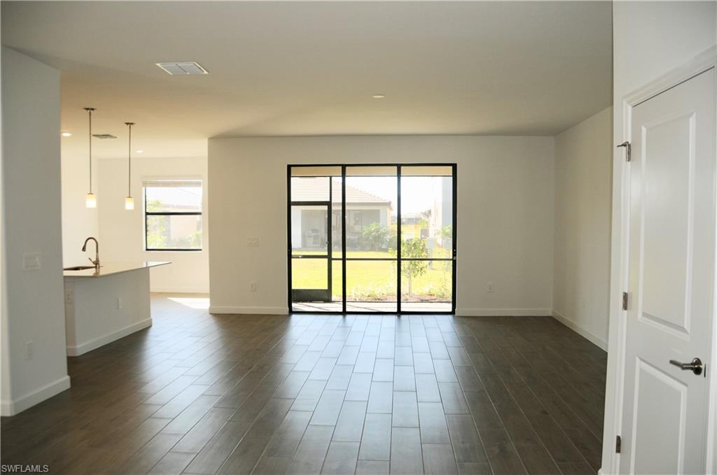 15049 Sea Salt Way Property Photo 2