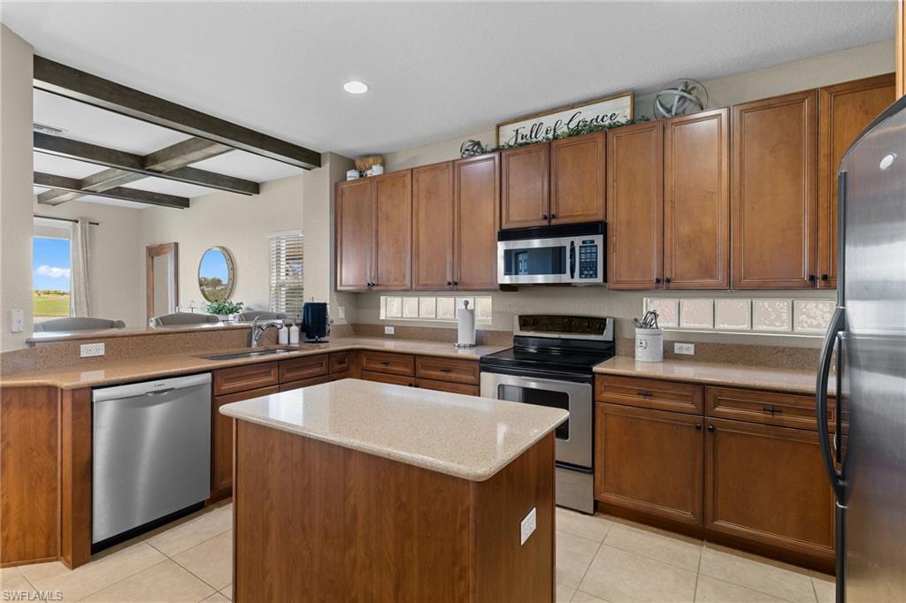 2104 Par Dr Property Photo 12
